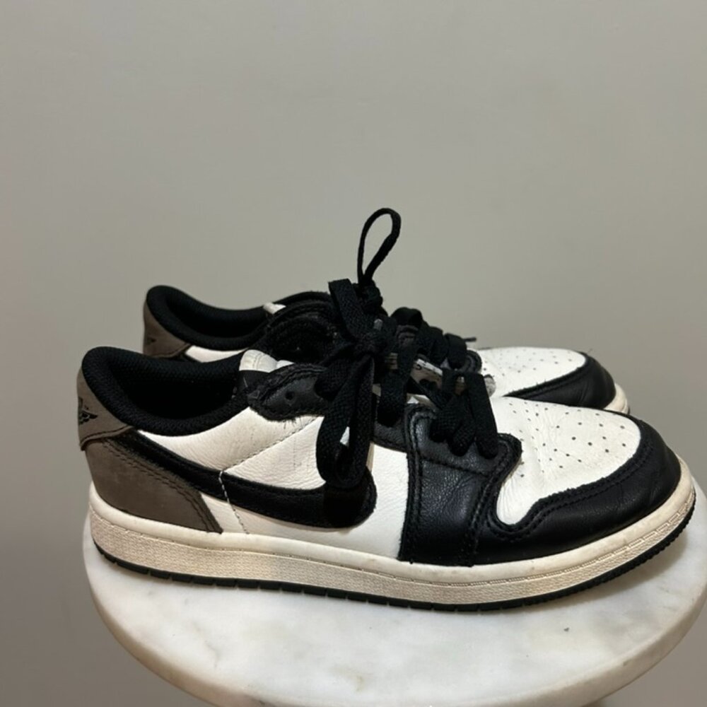 Kids Nike Air Jordan 1 Retro
